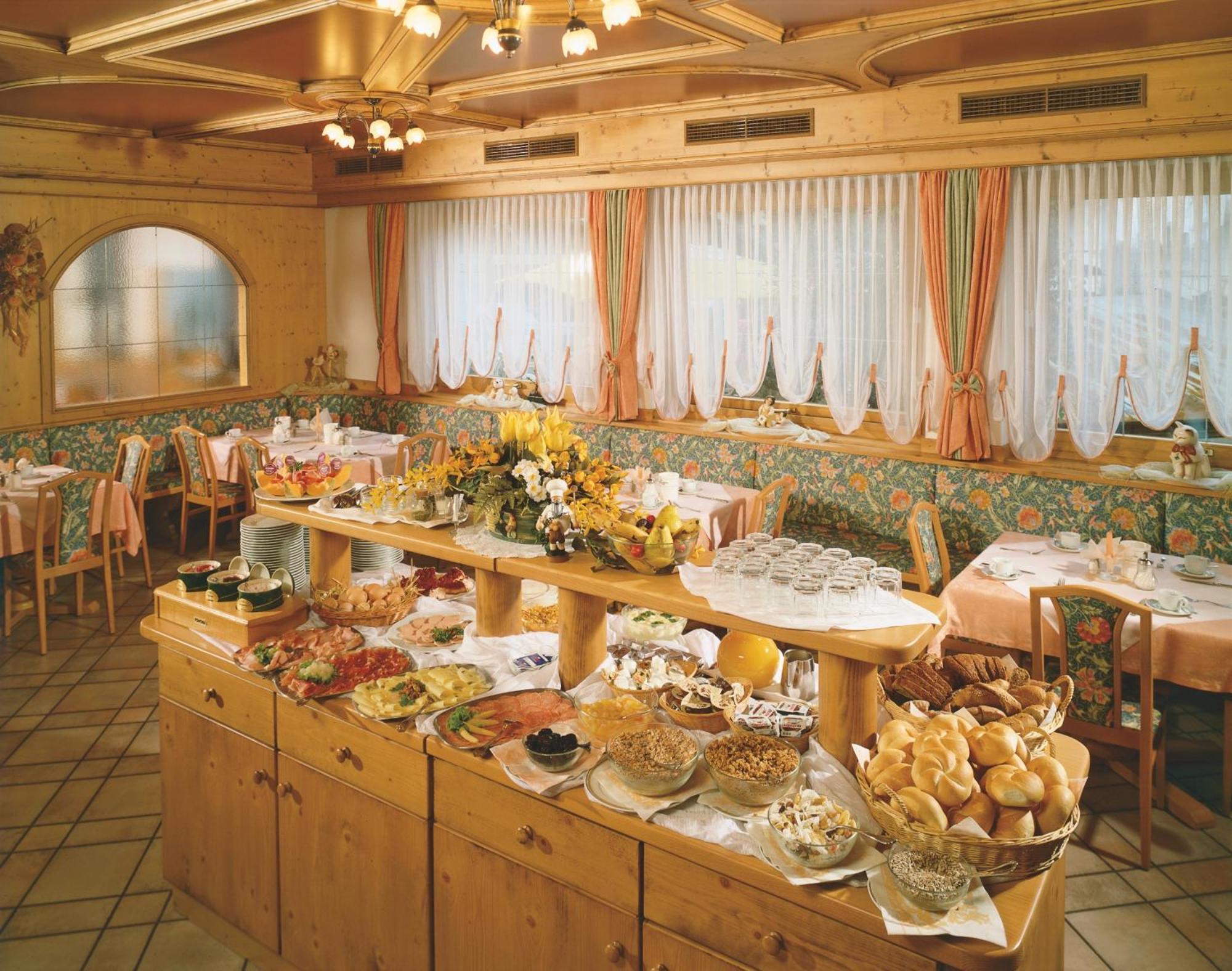 Pension Felseneck San Leonardo in Passiria Ngoại thất bức ảnh