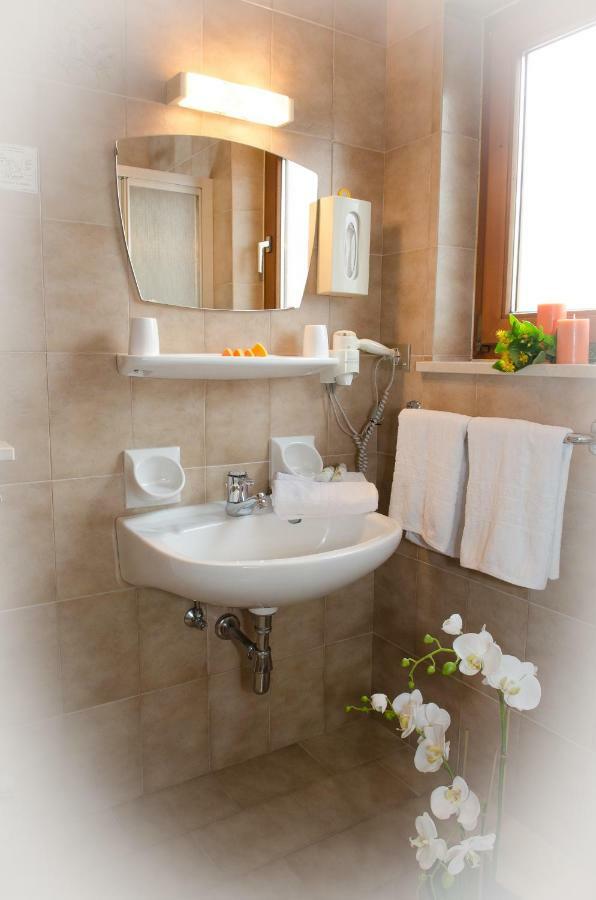 Pension Felseneck San Leonardo in Passiria Ngoại thất bức ảnh